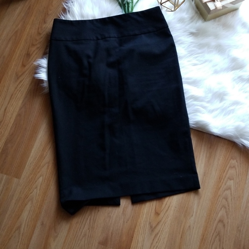 Zara skirt - Picture 1 of 6
